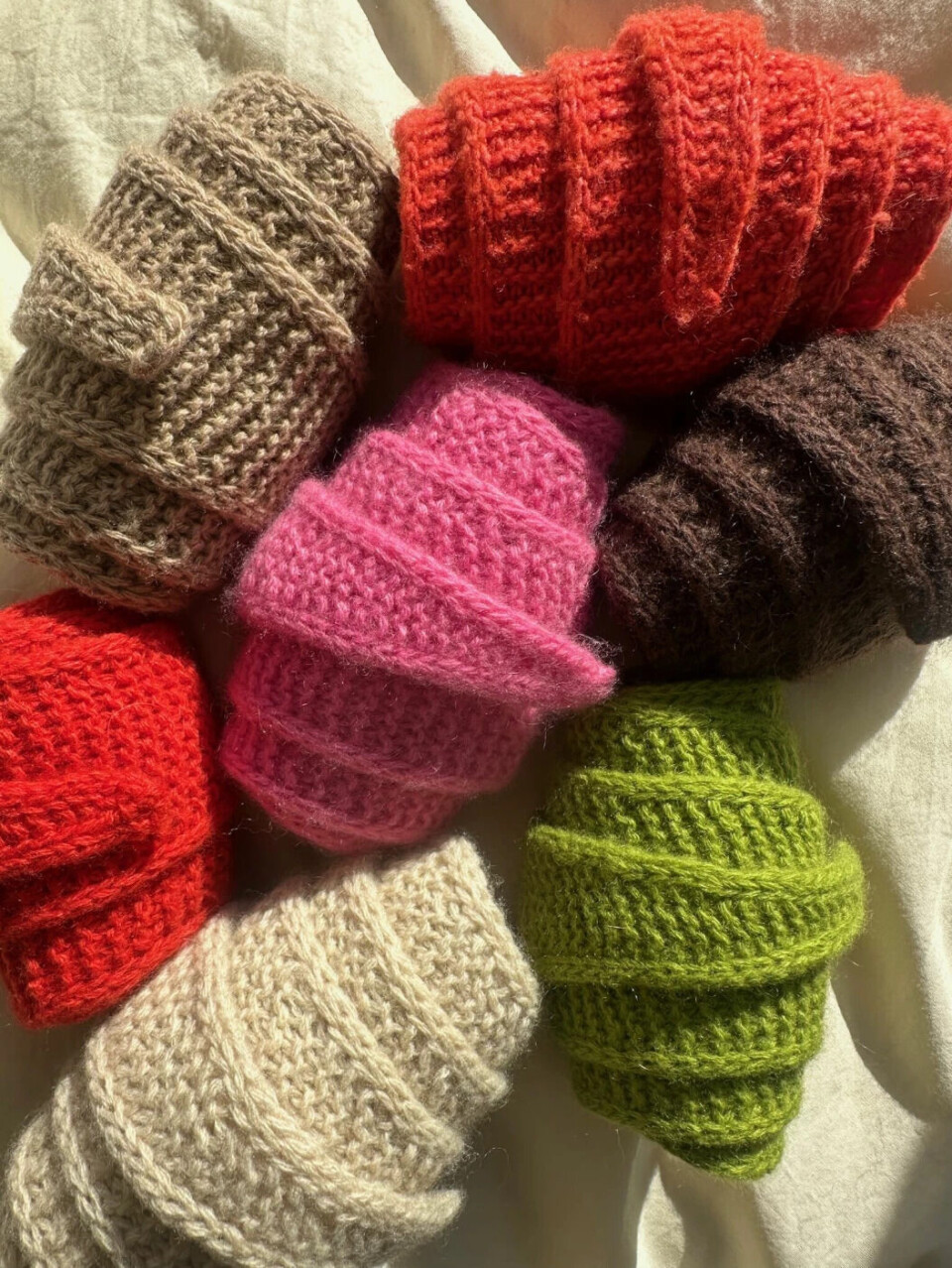 Strikk ditt eget Sophie-skjerf – høstens mest trendy accessoir