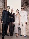 Erling Braut Haaland, Sander Berge og Isabella Haugseng på Dolce & Gabbana Show i Taormino på Sicilia.