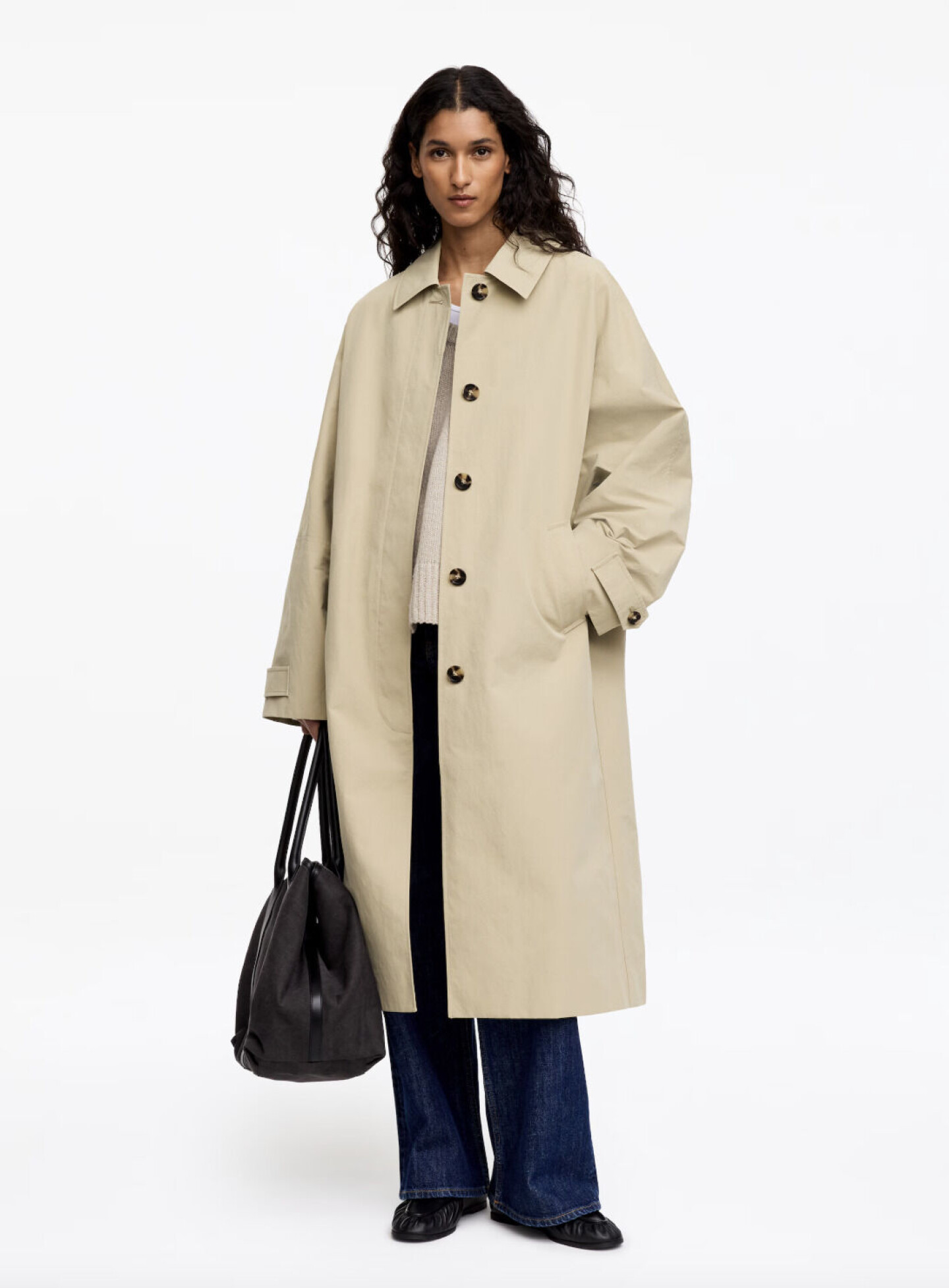 Lang trenchcoat fra Arket