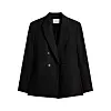 Sort blazer med markerte skuldre, slag, knapper og lommer på hvit bakgrunn.